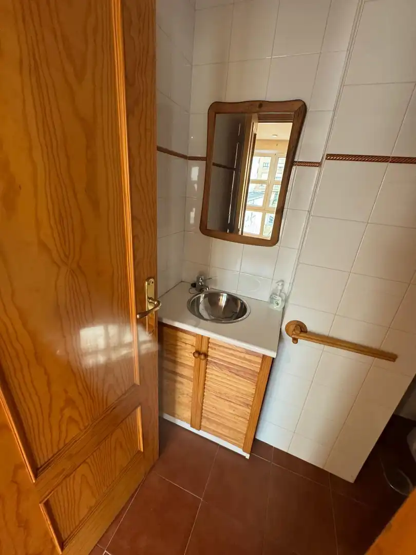 Bany de Local en venda en Torrelavega 
