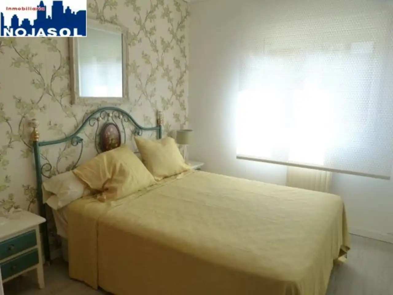 Dormitori de Apartament de lloguer en Arnuero amb Calefacció, Jardí privat i Terrassa