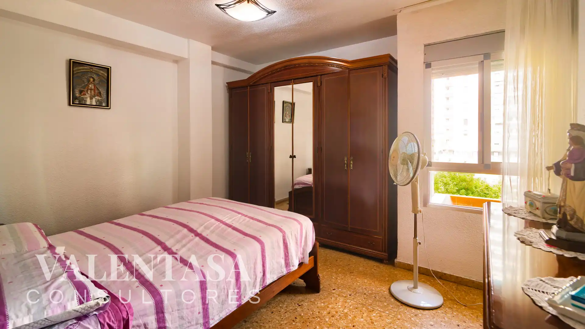Mini appartamento con terrazza in vendita a Carrer d'Ángel Villena, imagen 33