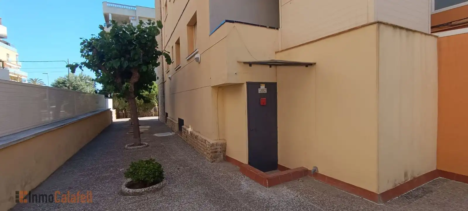 Außenansicht von Dachboden zum Verkauf in Calafell mit Klimaanlage, Heizung und Terrasse