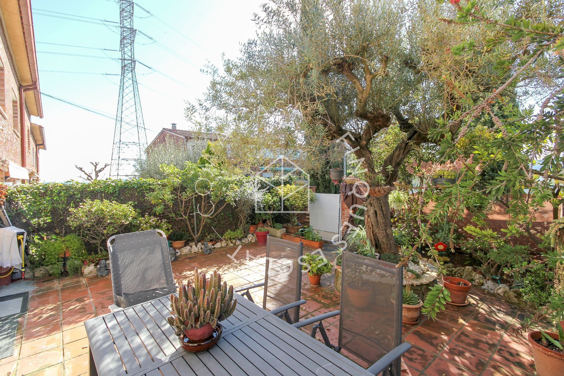 Jardí de Casa adosada en venda en Sant Llorenç d'Hortons amb Aire condicionat, Calefacció i Jardí privat