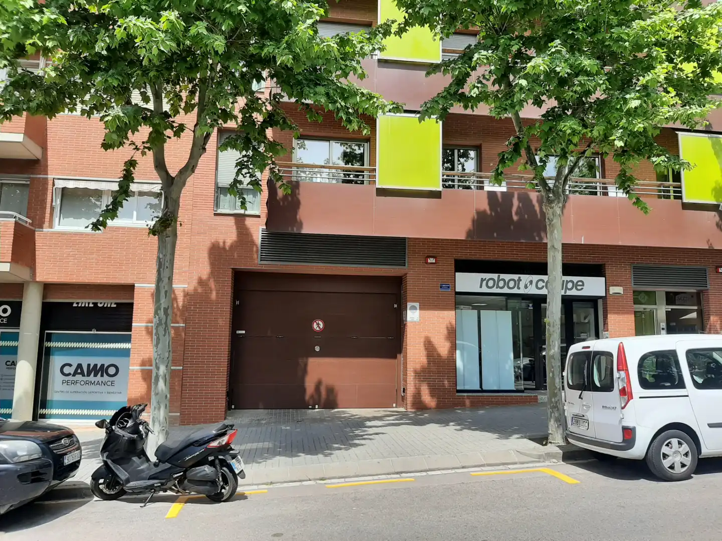 Exterior view of Garage for sale in Mataró
