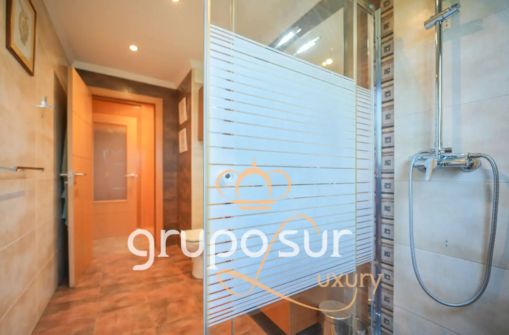 Baño de Casa o chalet en venta en Aldeamayor de San Martín con Calefacción, Jardín privado y Terraza