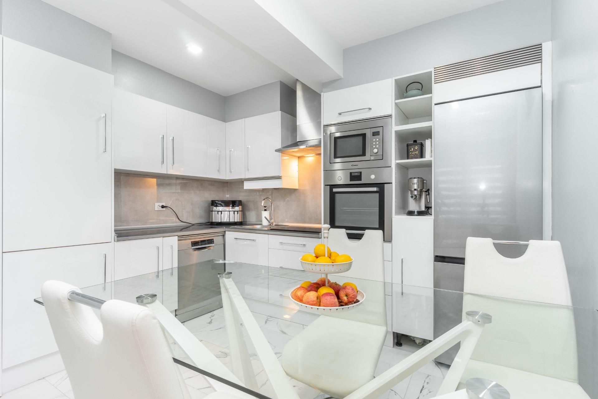 Cuina de Pis en venda en Oviedo  amb Calefacció i Traster