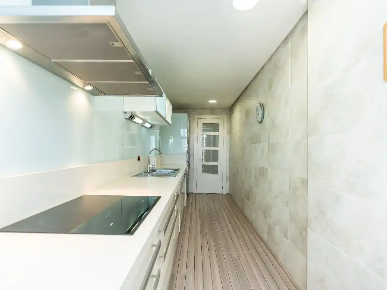 Cocina de Piso en venta en Marbella con Aire acondicionado, Terraza y Piscina