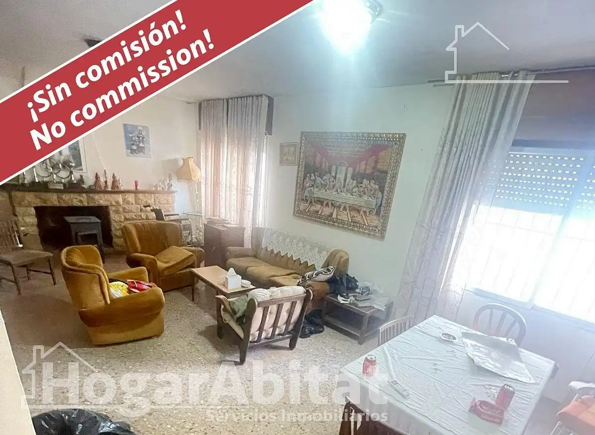 Sala d'estar de Casa o xalet en venda en La Nucia amb Aire condicionat, Jardí privat i Terrassa