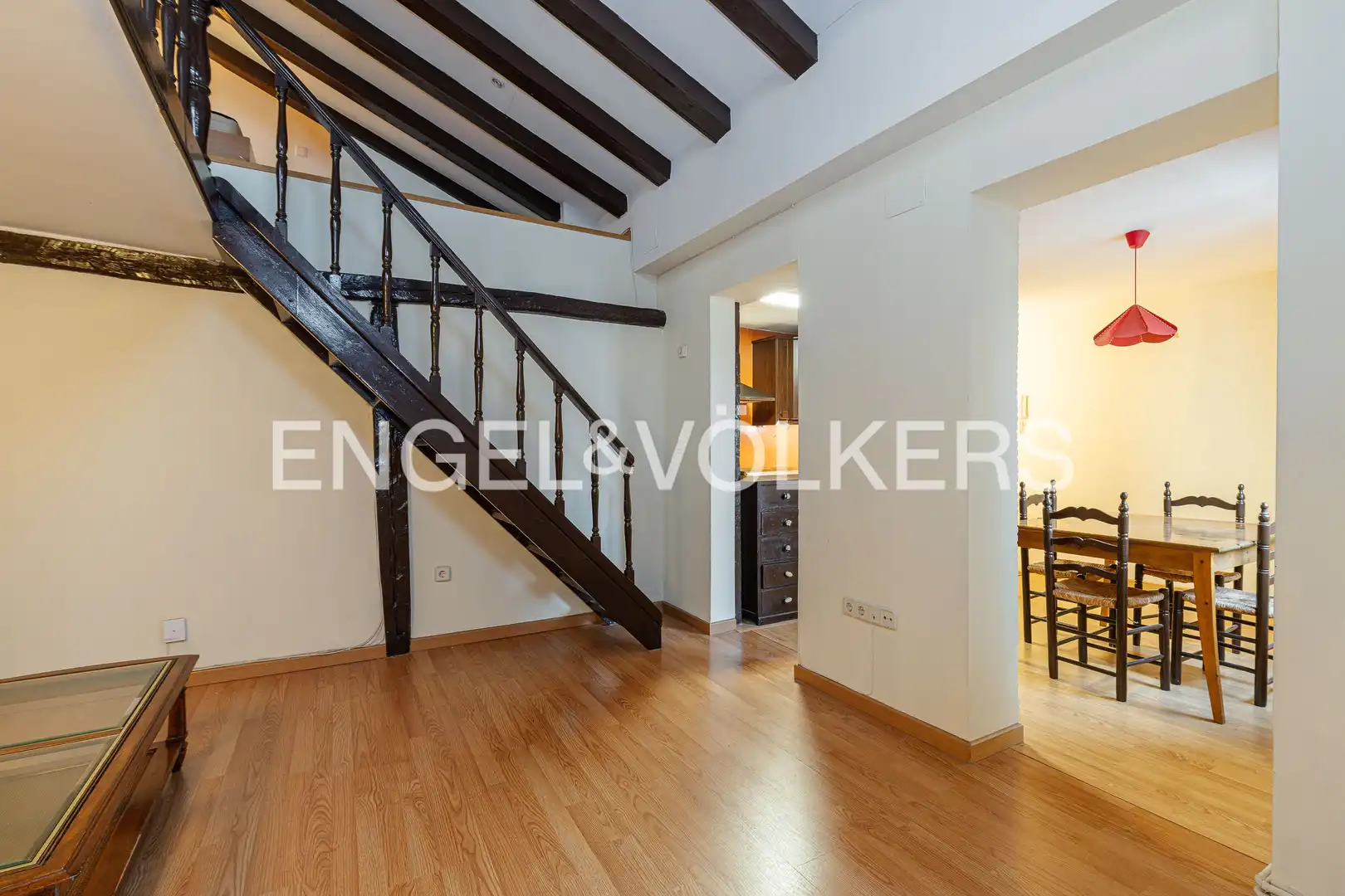 Flat for sale in Madrid  with Air Conditioner, Heating and Furnished