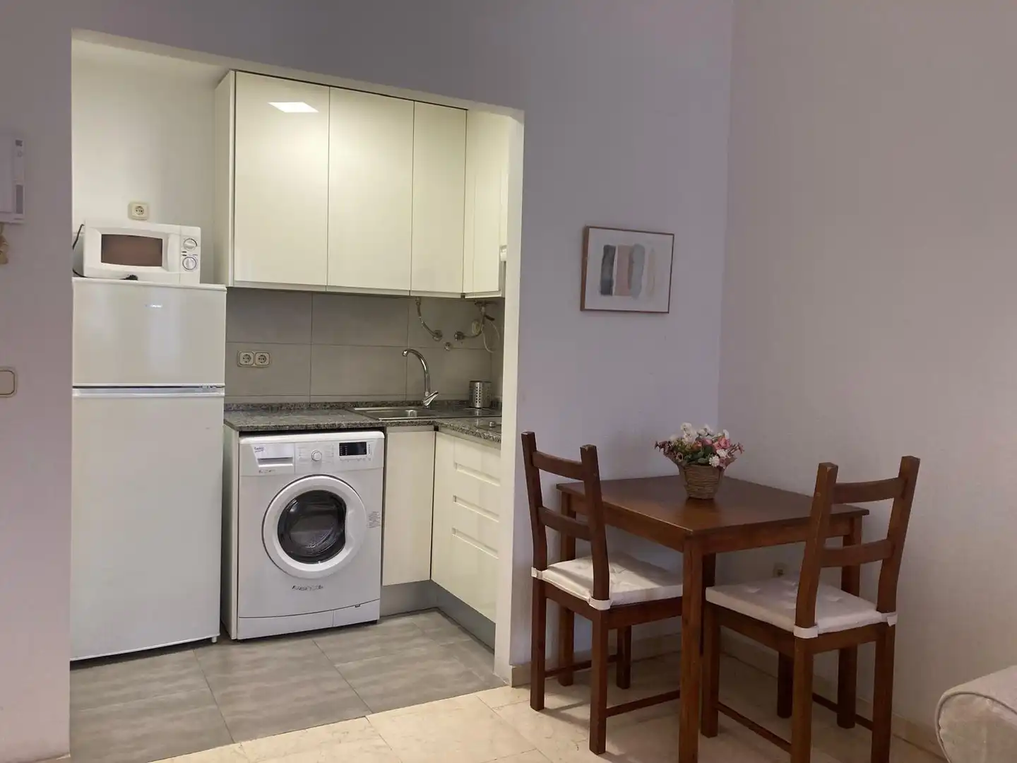 Kitchen of Apartments for rent in Sevilla  with Air Conditioner, Heating and Furnished
