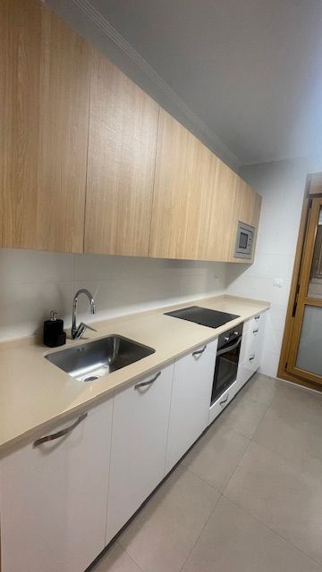 Piso en venta en La Pastora Hiribidea, Centro