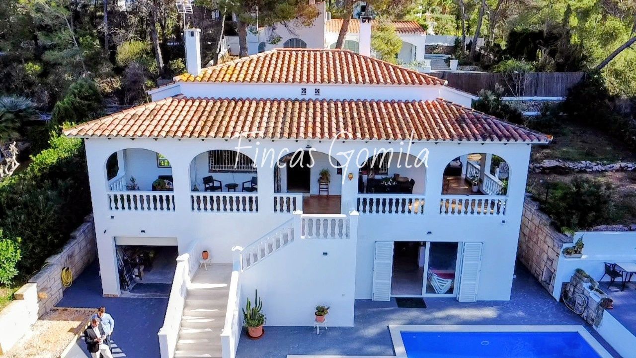 Vista exterior de Casa o xalet en venda en Es Mercadal amb Aire condicionat, Calefacció i Piscina