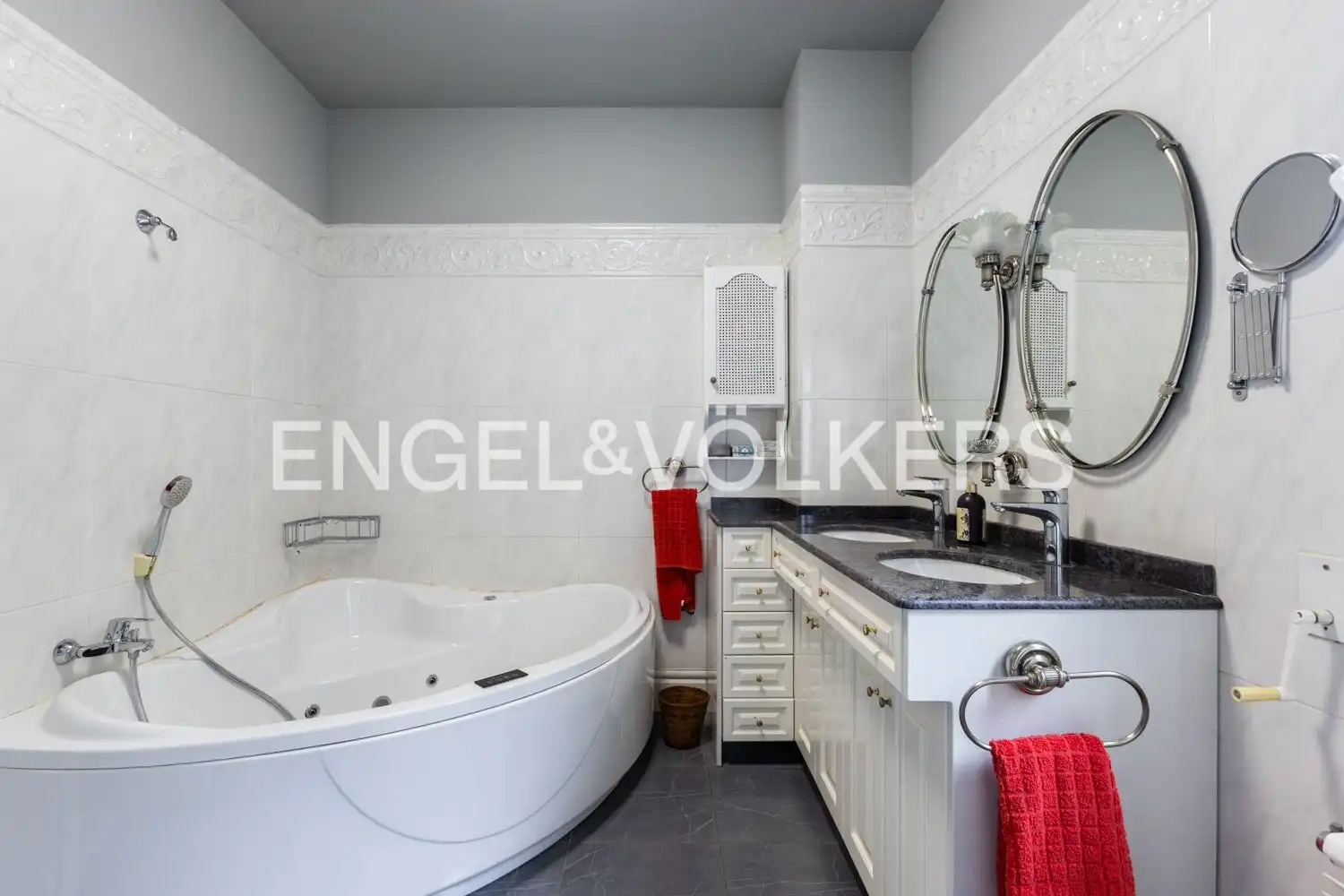 Baño de Casa o chalet en venta en Enguera con Aire acondicionado, Calefacción y Jardín privado