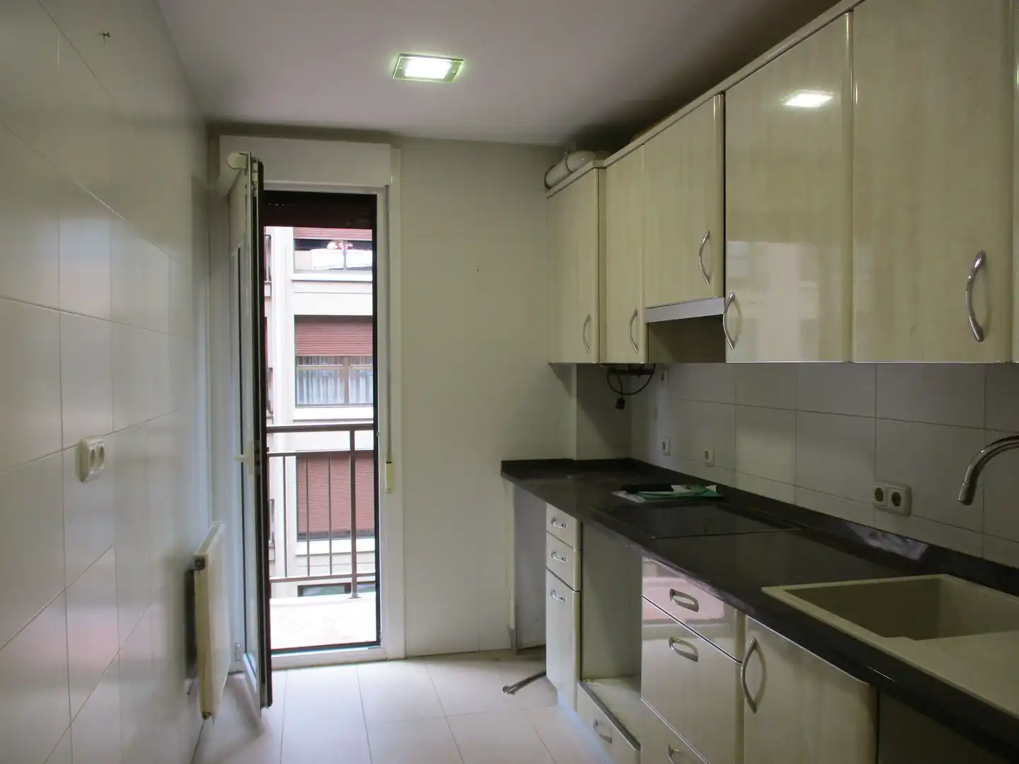 Cocina de Piso en venta en Donostia - San Sebastián  con Calefacción y Terraza