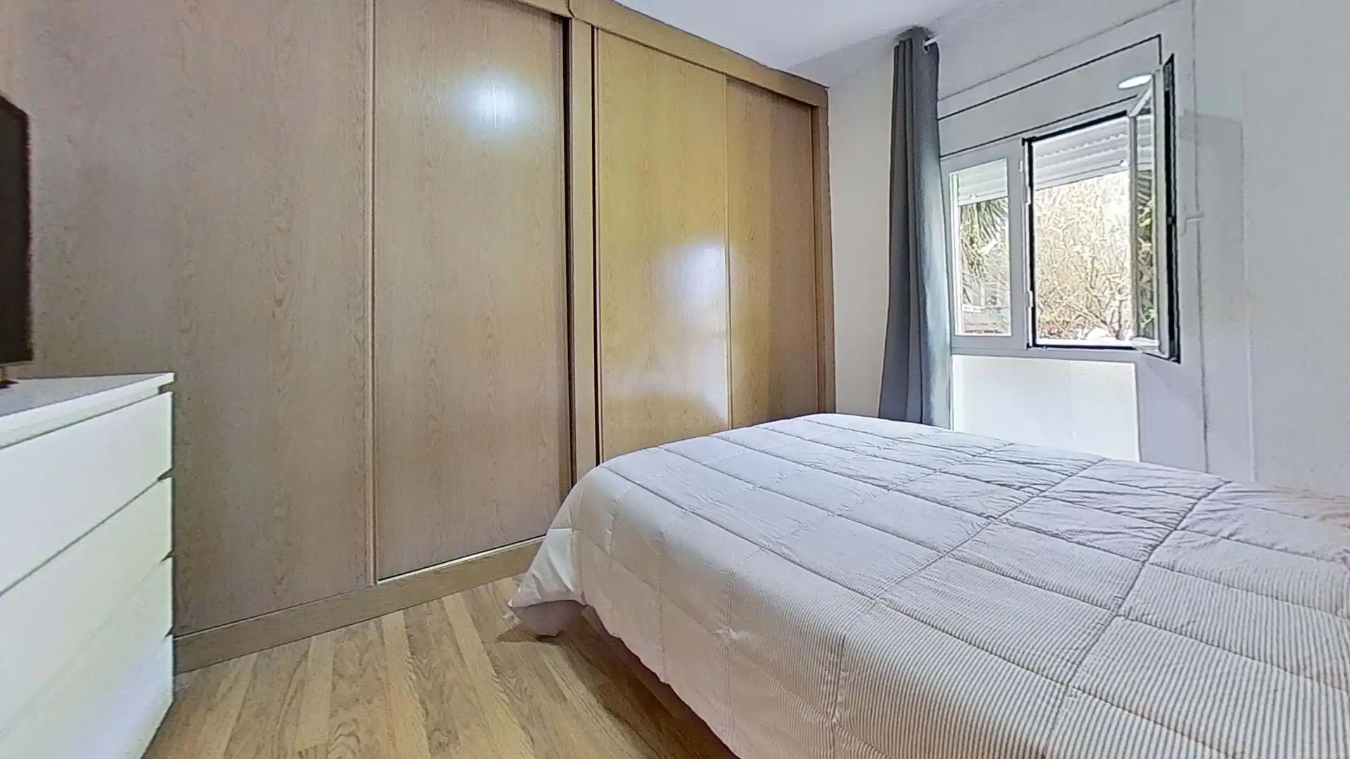 Bedroom of Flat for sale in Reus  with Air Conditioner and Heating