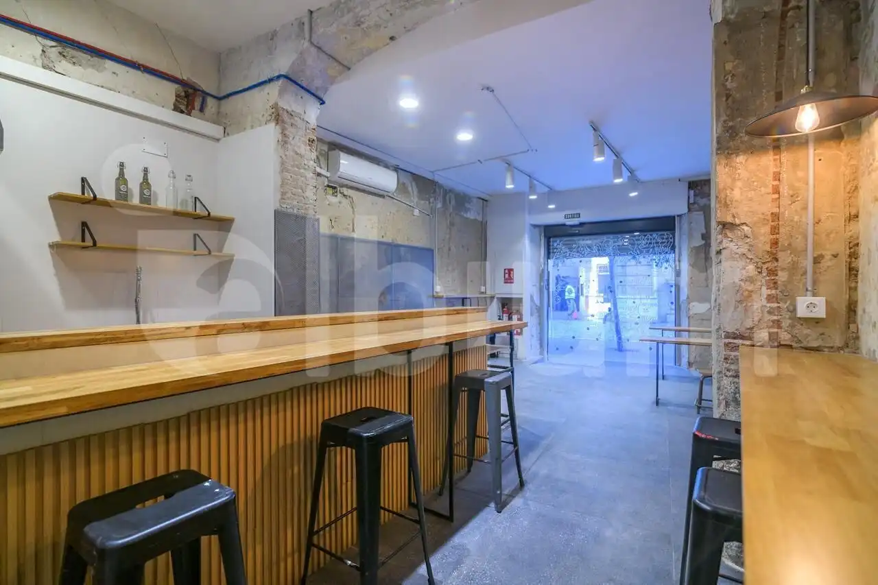 Local comercial en venda a Carrer JOSEP ANSELM CLAVE, imagen 16