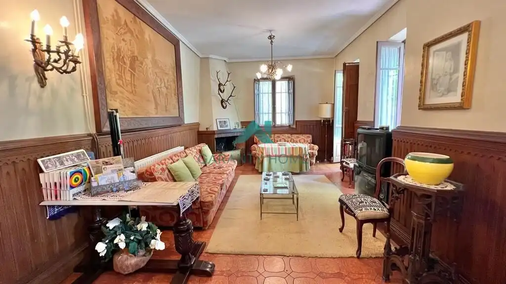 Wohnzimmer von Country house zum Verkauf in Ampuero mit Heizung, Privatgarten und Terrasse