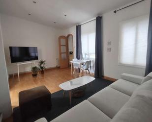 Living room of Study to share in  Barcelona Capital  with Air Conditioner and Terrace