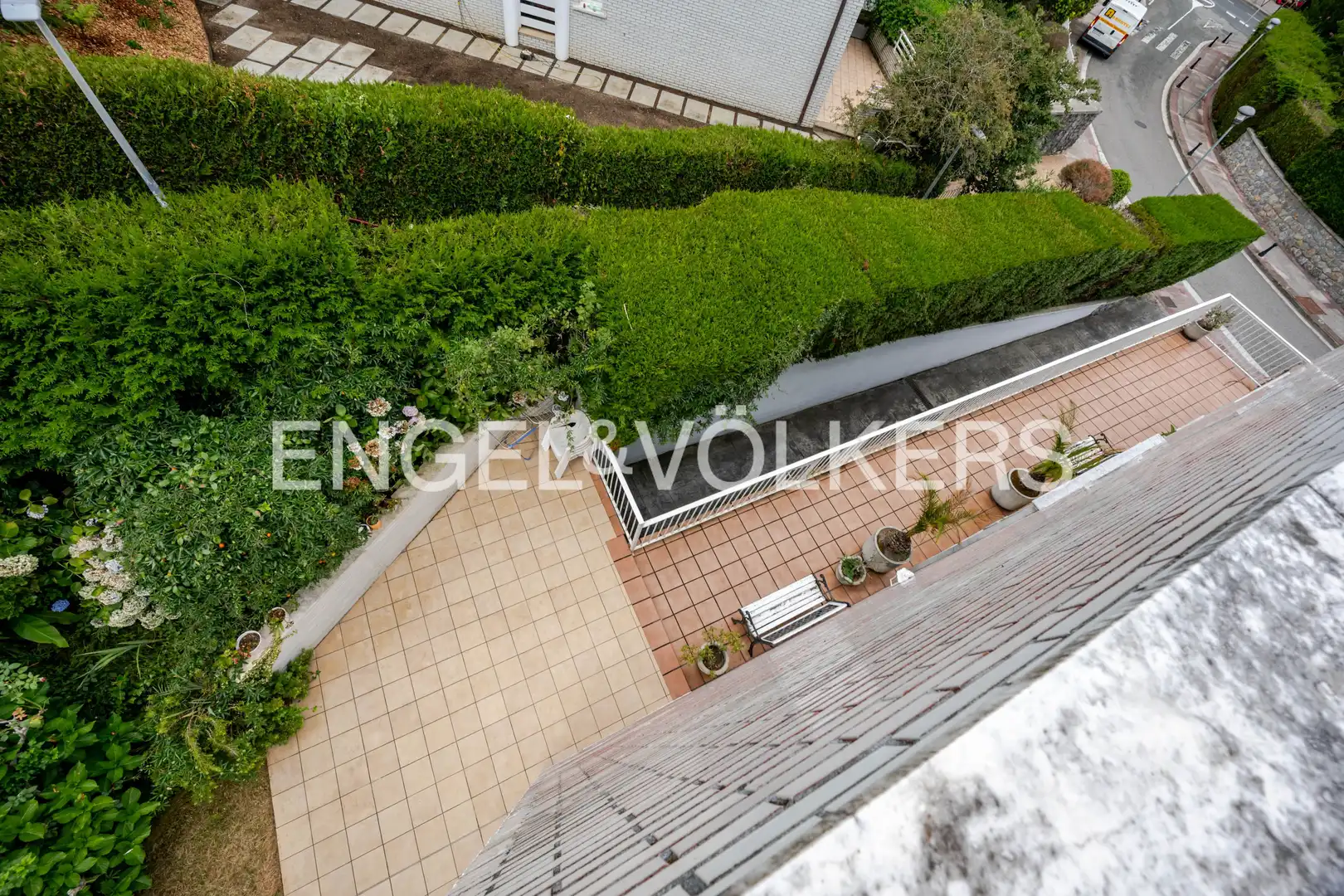 Terrassa de Casa adosada en venda en Donostia - San Sebastián  amb Calefacció, Jardí privat i Terrassa