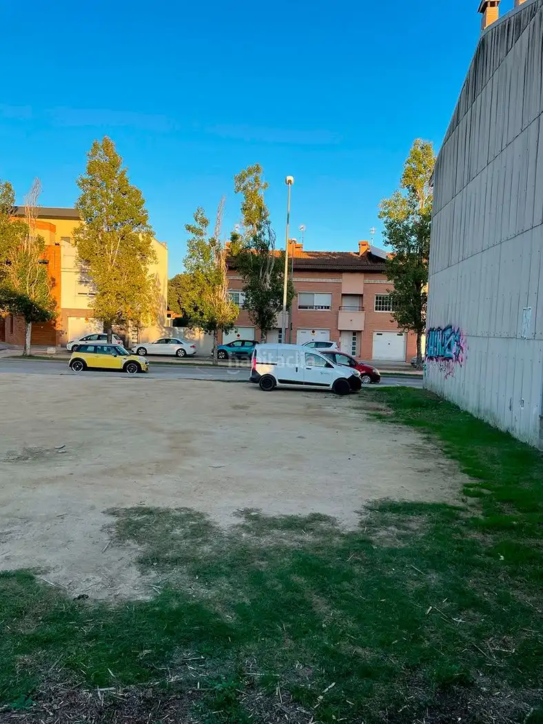 Terreno residencial en venta en Rambla les Ferreries 21, imagen 2