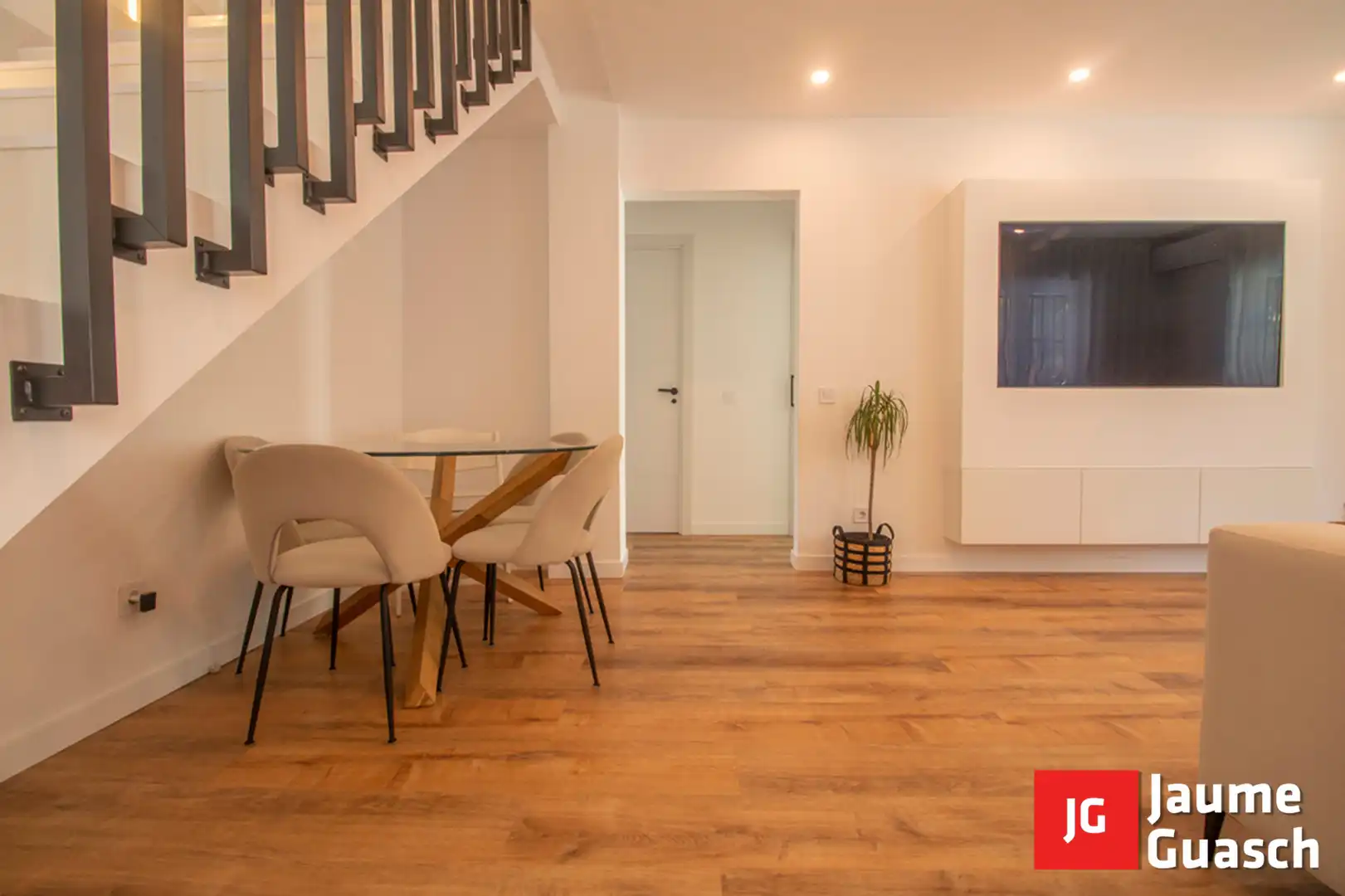 Detached homes for sale in La Pobla de Montornès    with Heating, Private garden and Parquet flooring