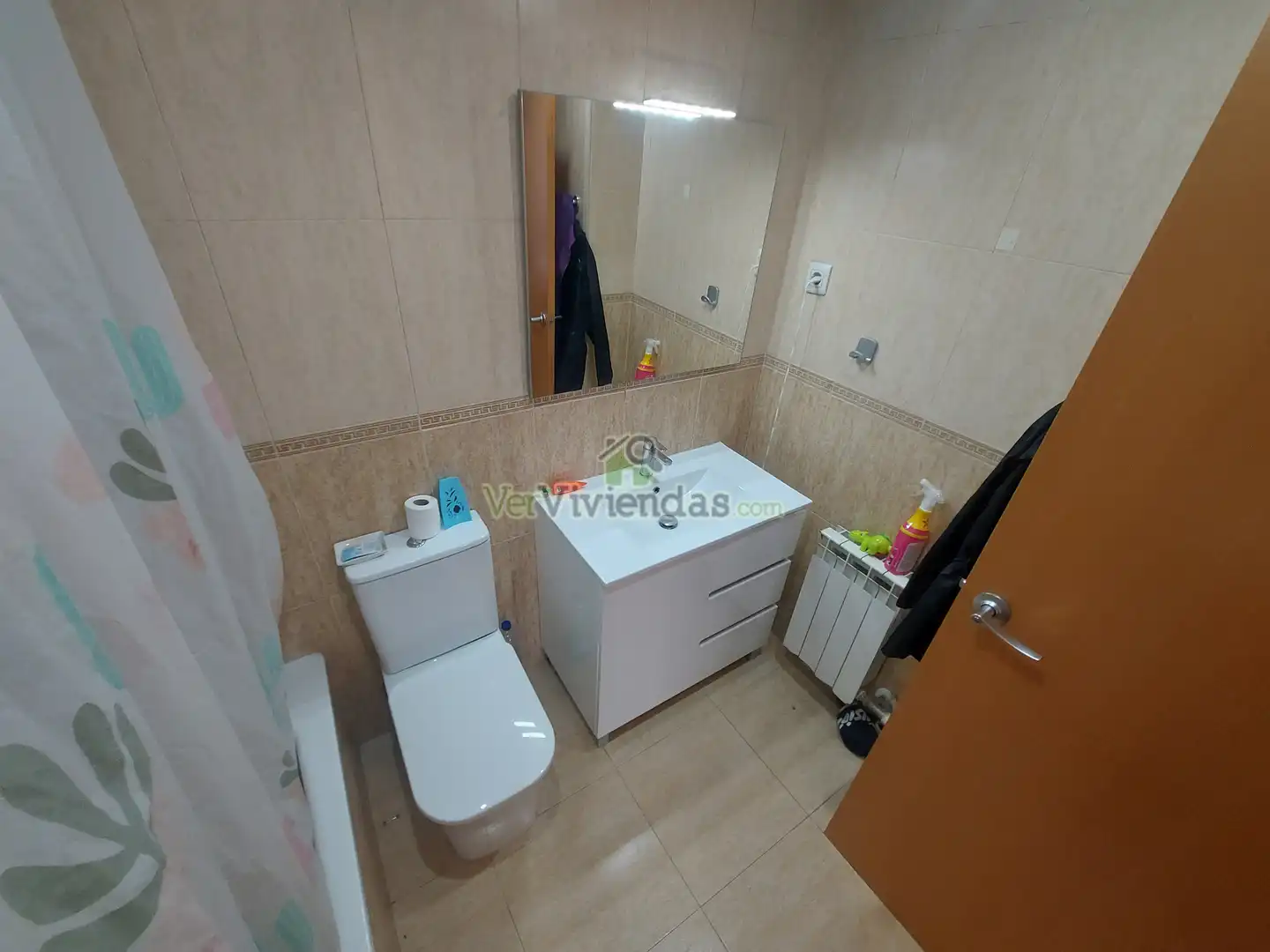 Baño de Piso en venta en Vallirana con Aire acondicionado, Calefacción y Trastero
