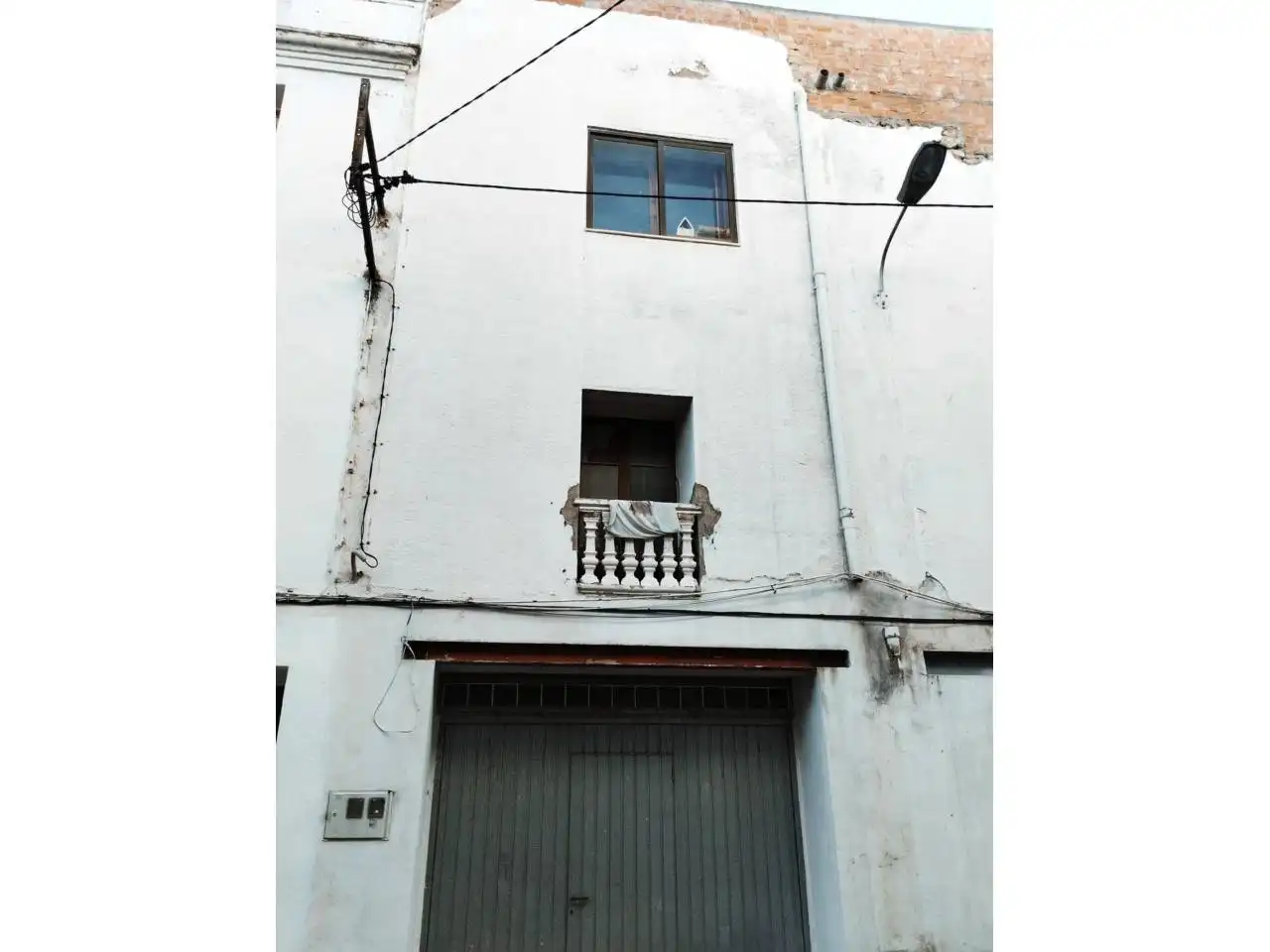 Vista exterior de Edificio en venta en La Sénia