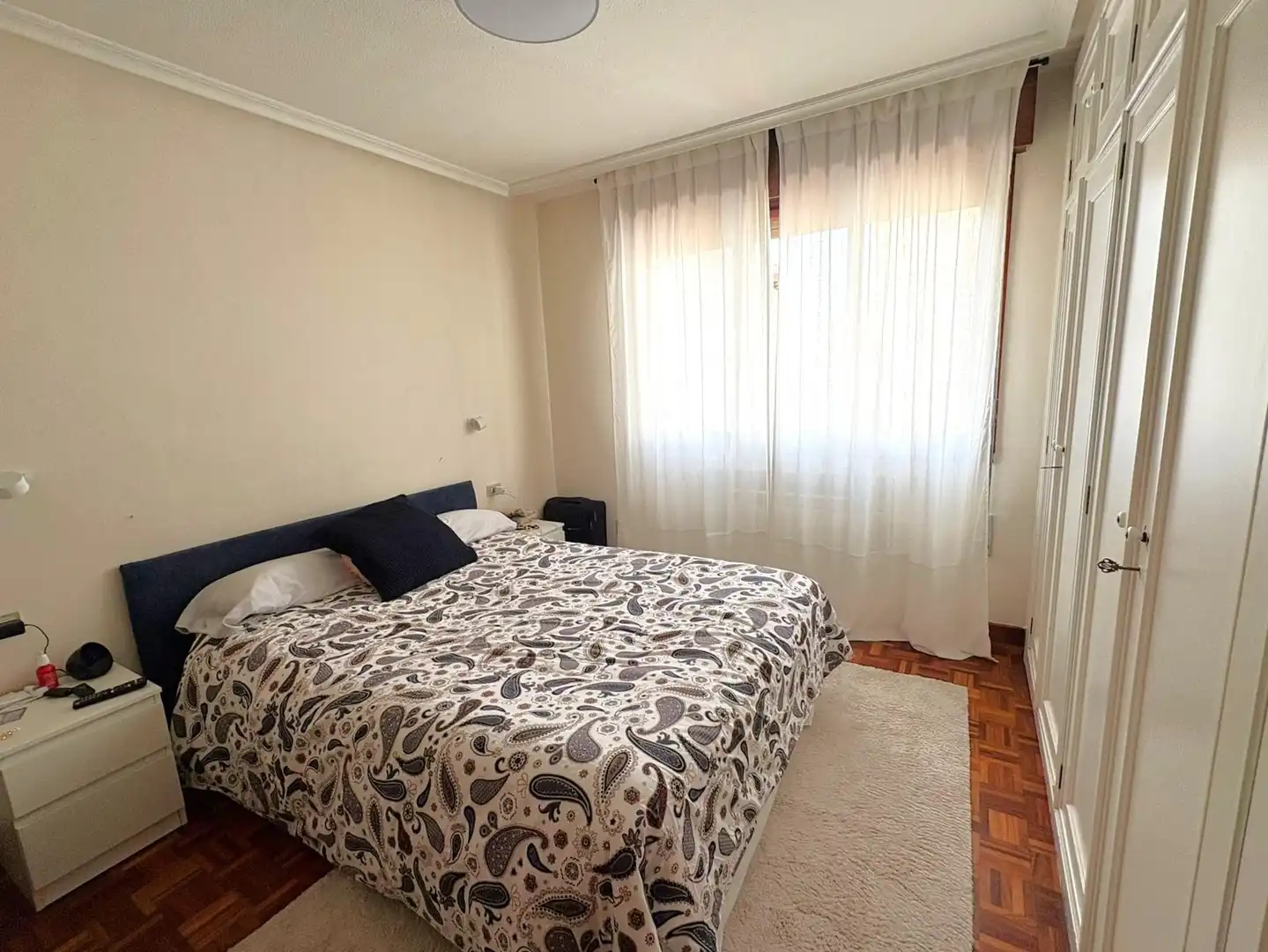 Bedroom of Flat for rent in Oviedo   with Heating and Furnished