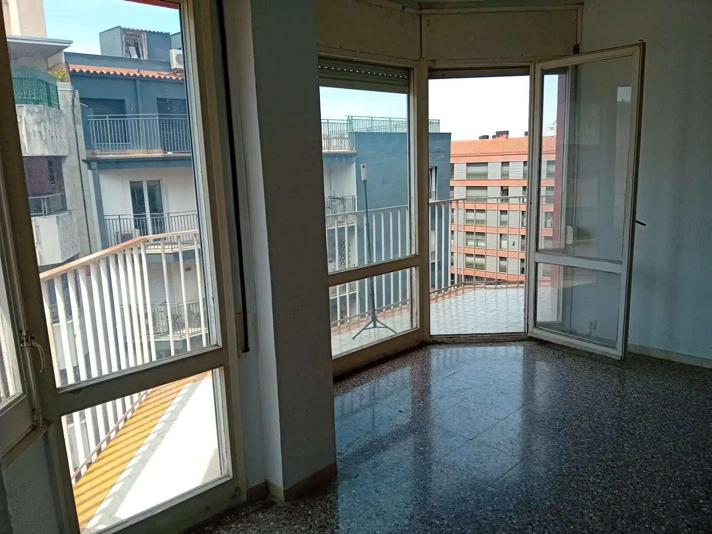 Bedroom of Flat for sale in Girona  with Heating, Terrace and Alarm