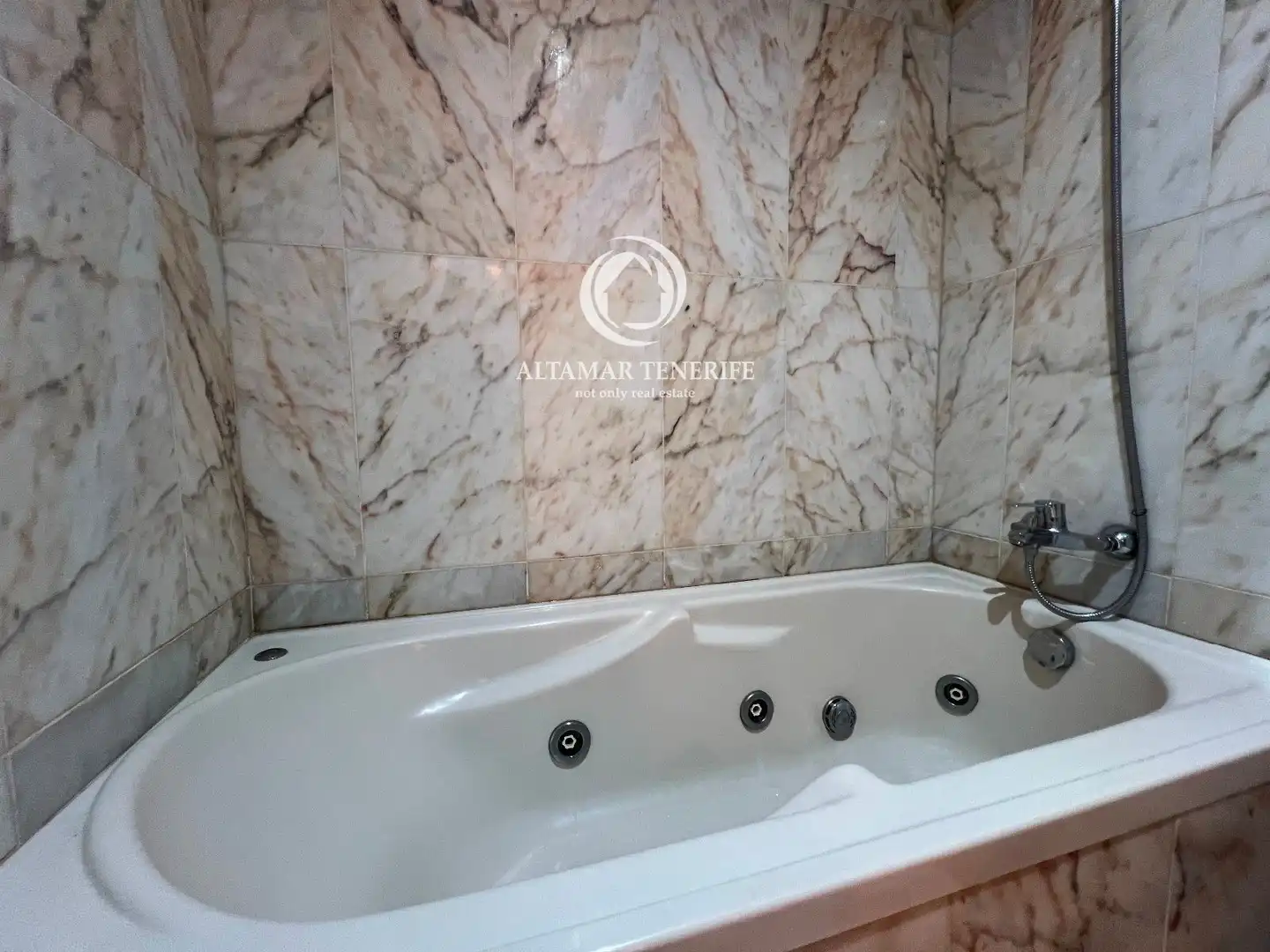 Apartamento de alquiler en Roques del Salmor, 12, Playa del Duque