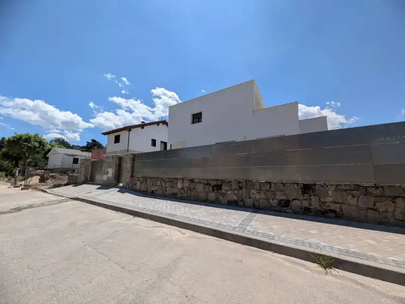 Exterior view of Houses for sale in El Espinar  with Heating and Terrace
