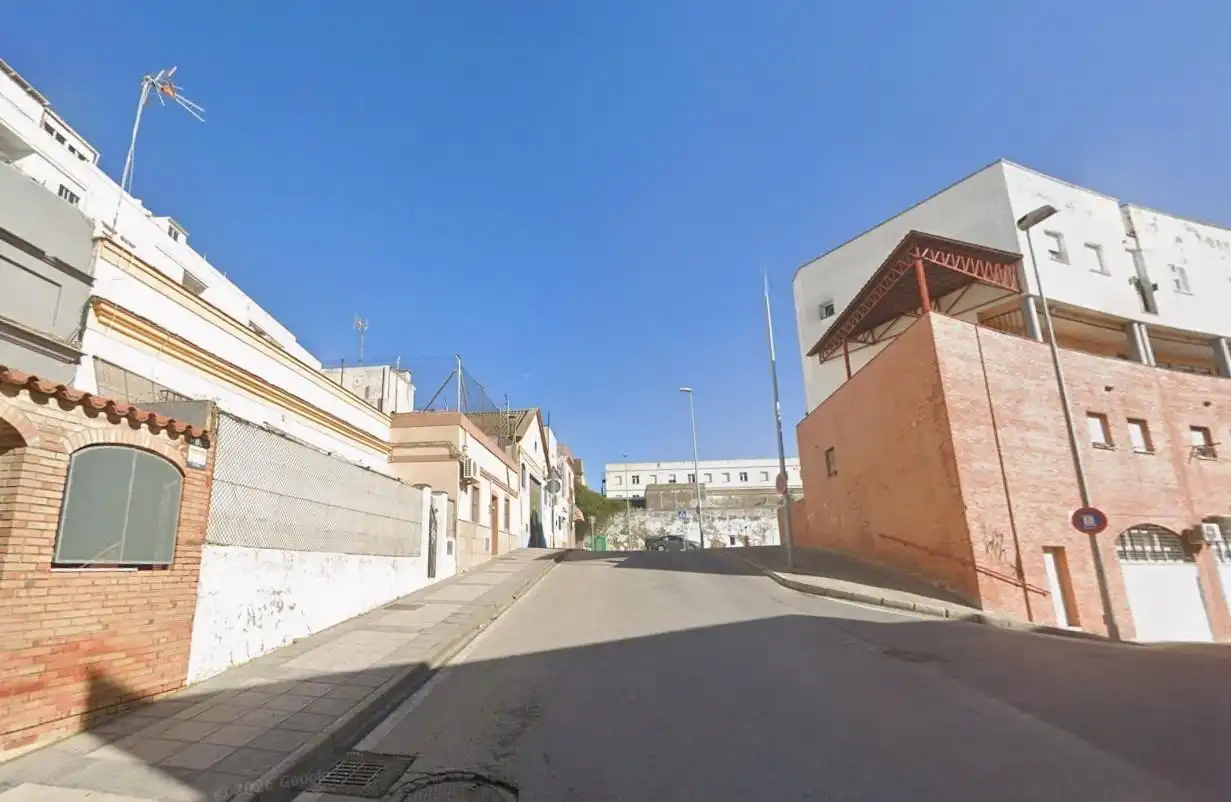 Piso con ascensor en venta en Madre de Dios - Vallesequillo