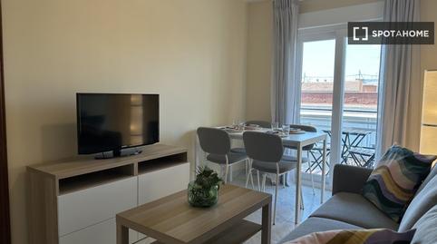 Foto 3 de Apartament per a compartir a Portazgo, Madrid