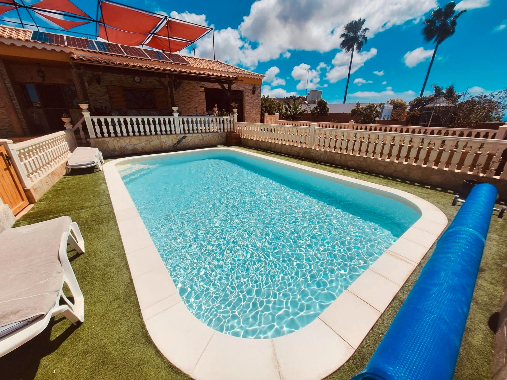 Piscina de Casa o chalet en venta en San Bartolomé de Tirajana con Aire acondicionado, Calefacción y Jardín privado