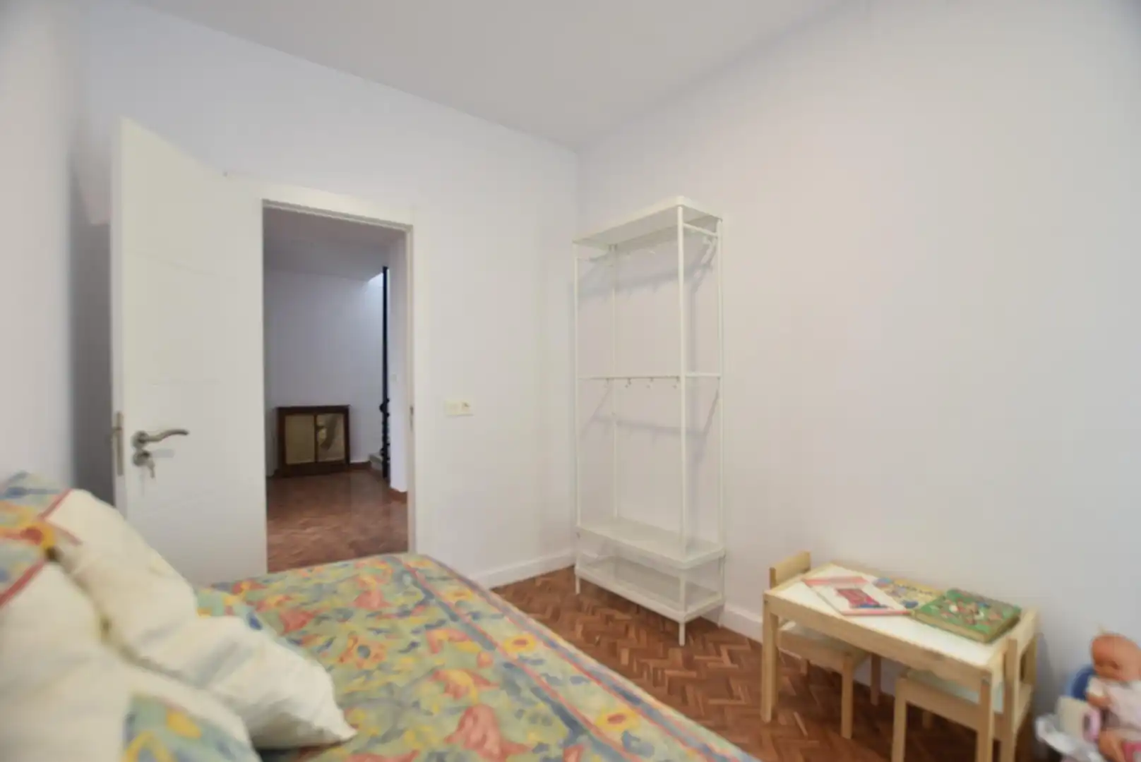 Dormitori de Casa o xalet de lloguer en Granada amb Aire condicionat, Terrassa i Piscina