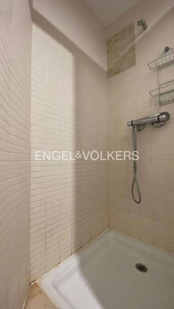 Bathroom of Flat for sale in Manresa  with Heating