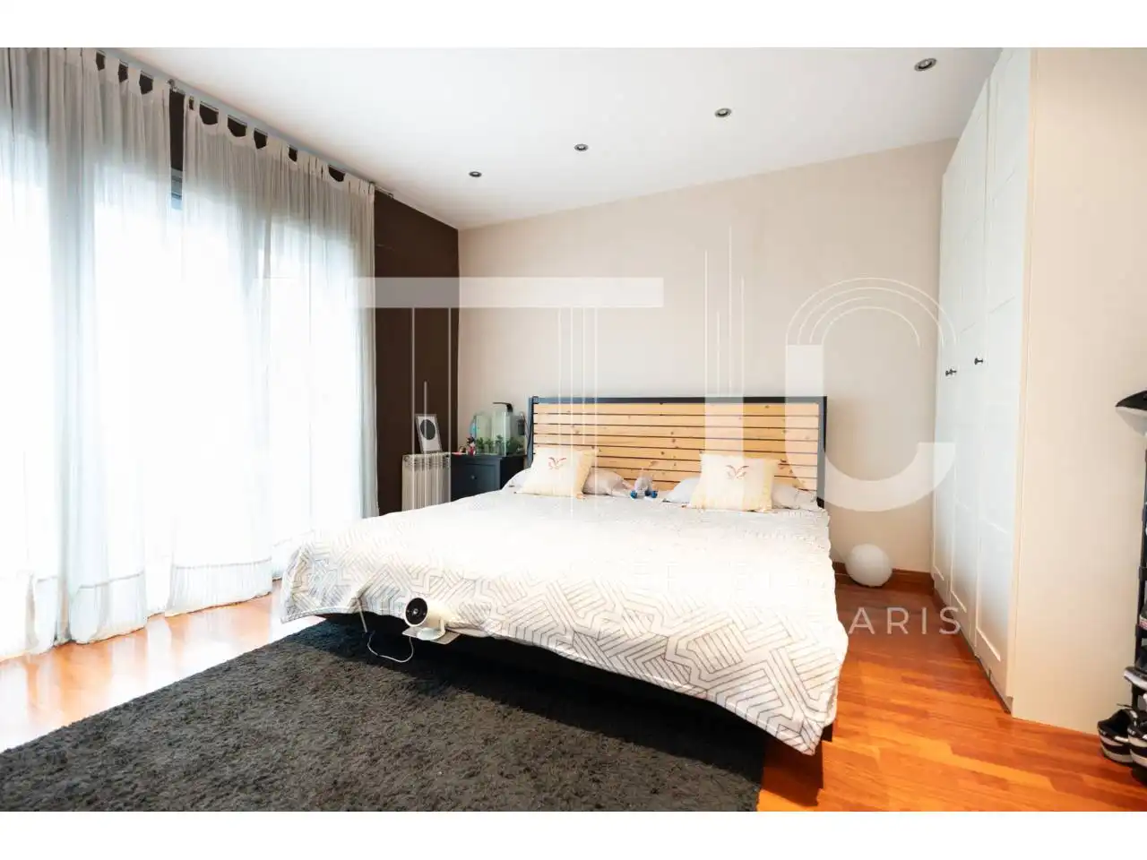 Dormitori de Casa o xalet en venda en Sabadell amb Aire condicionat, Calefacció i Parquet