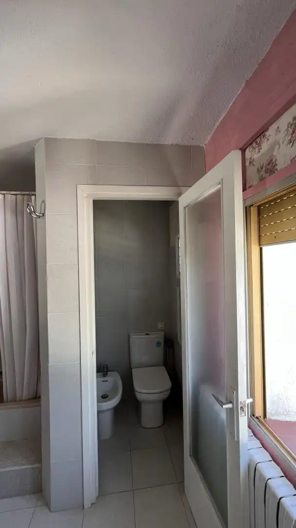 Bany de Casa o xalet en venda en Alpens