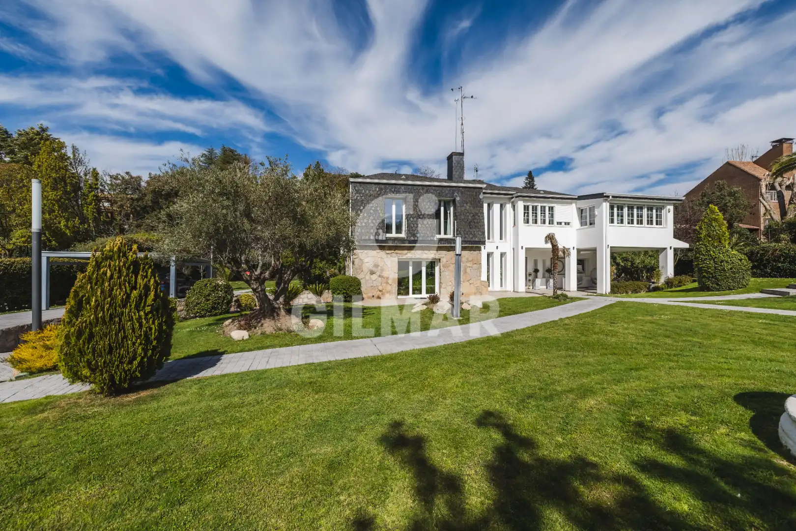 Exterior view of Houses for sale in Las Rozas de Madrid  with Air Conditioner, Heating and Private garden
