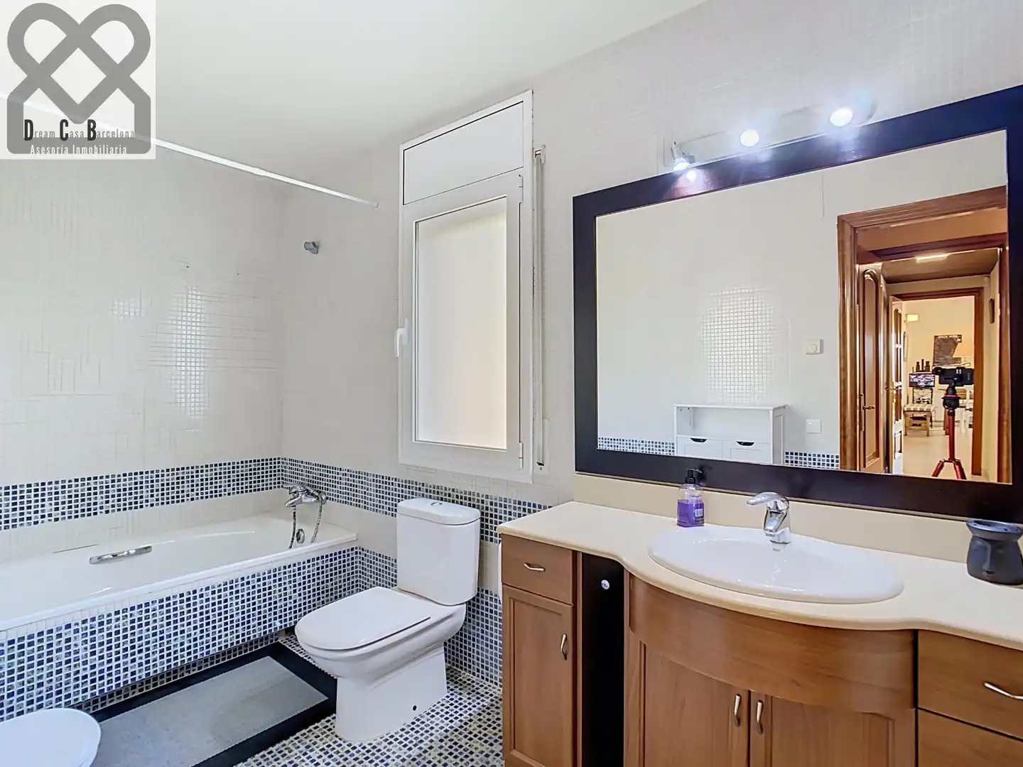 Bany de Casa o xalet en venda en Corbera de Llobregat, Barcelona
