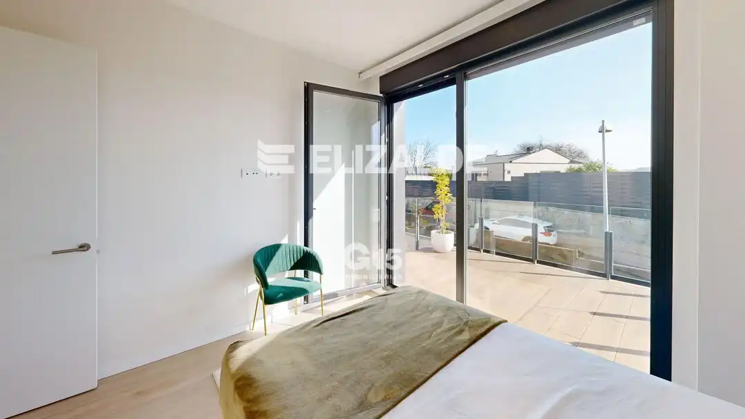 Habitación de Casa o chalet en venta en Donostia - San Sebastián  con Calefacción, Jardín privado y Terraza