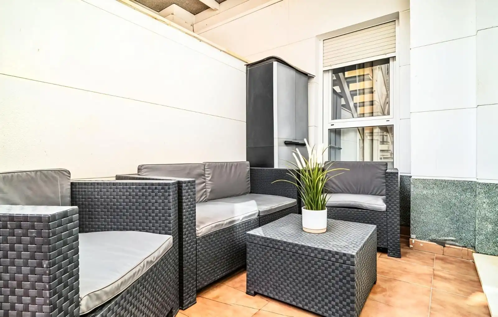 Terrasse von Erdgeschoss zum Verkauf in Vera mit Klimaanlage, Heizung und Privatgarten