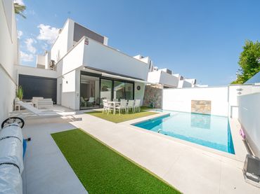 Chalet con jardín en venta en Lo Pagán