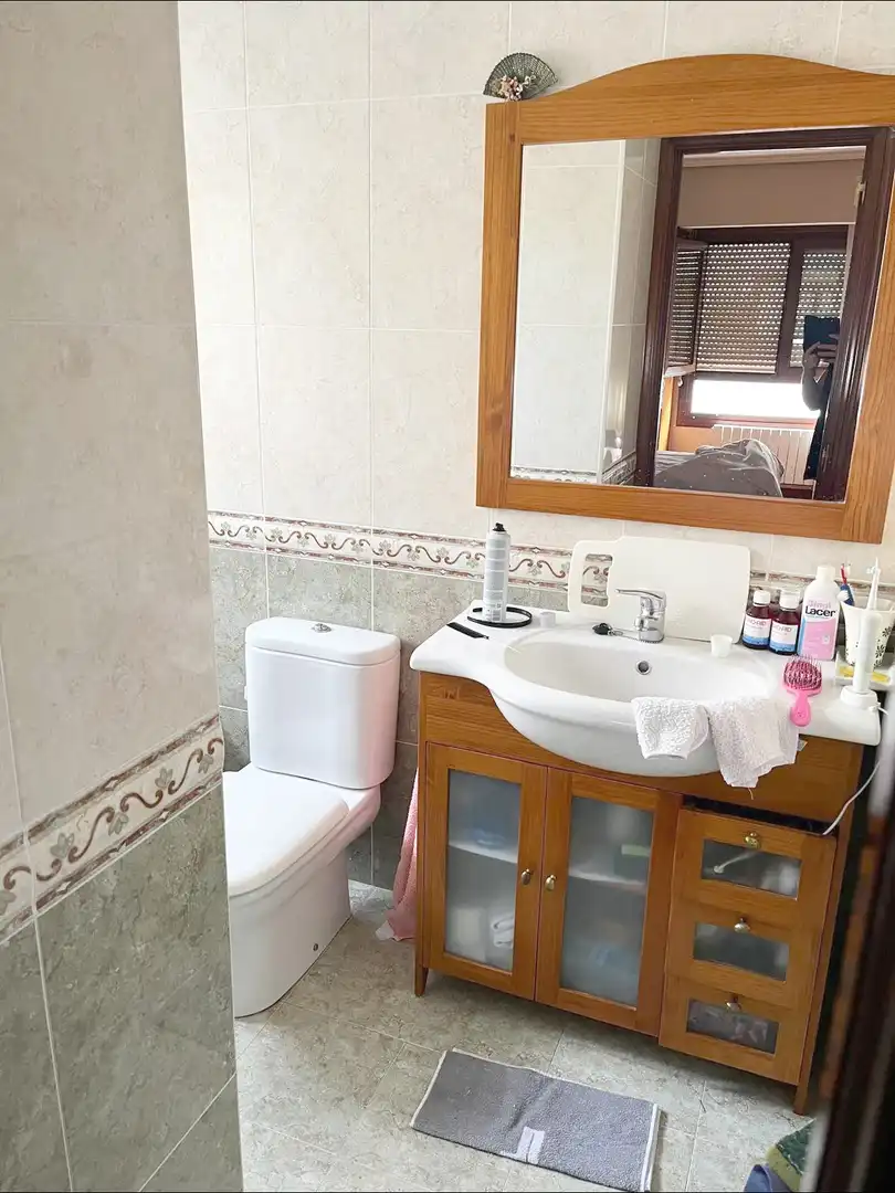 Badezimmer von Wohnung zum Verkauf in Getxo  mit Heizung und Abstellraum