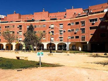 Pis amb ascensor en venda a Plaza Miguel Servet 5
