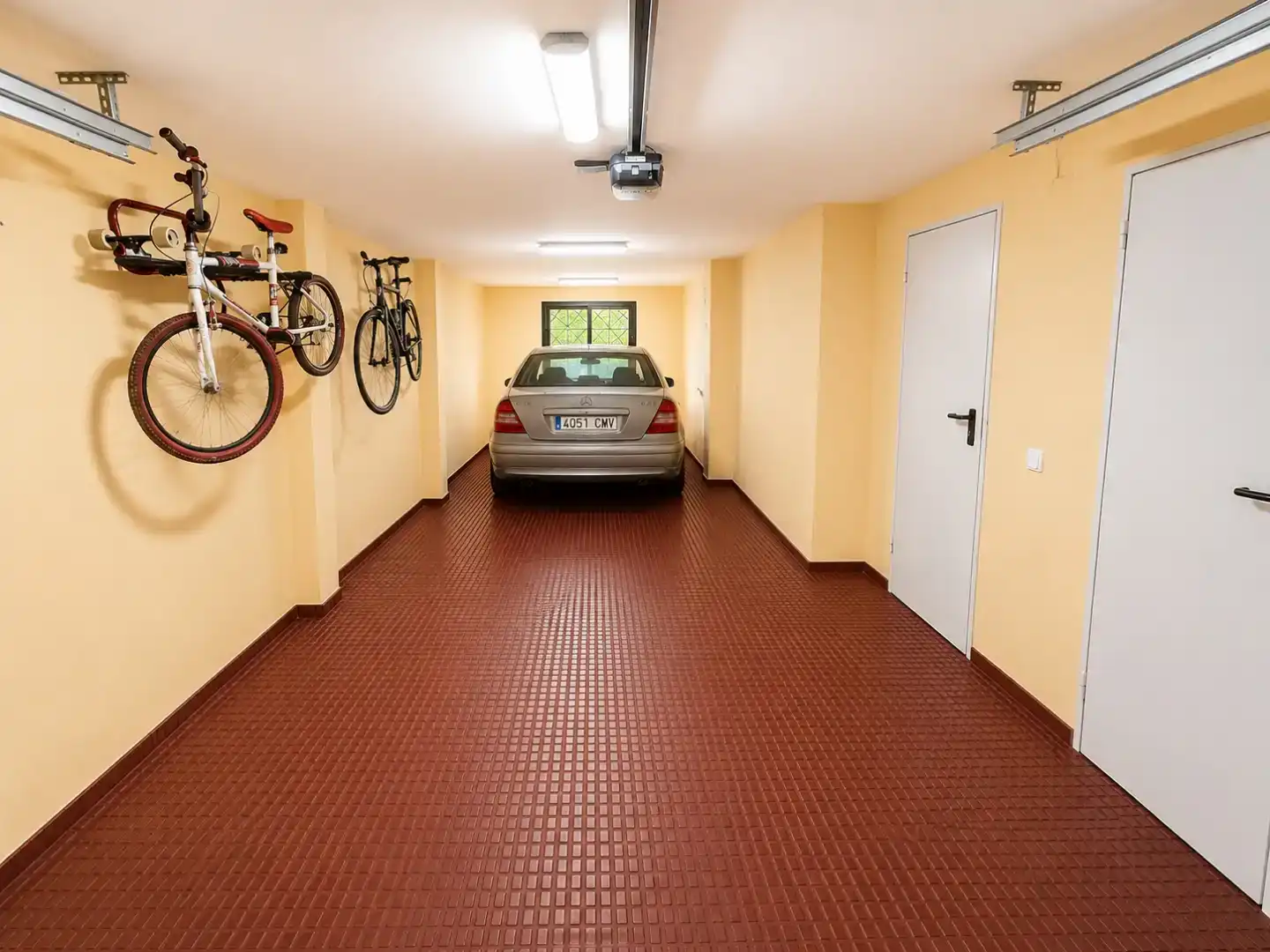 Parking de Casa o chalet en venta en Móstoles con Aire acondicionado