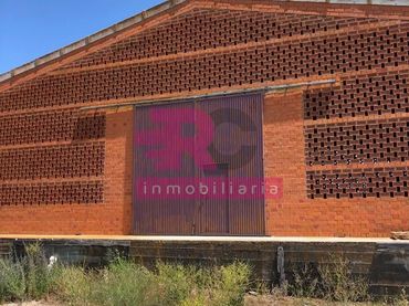 Lands and plots for sale in Aldealengua