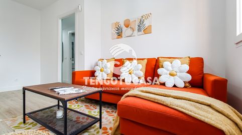 Foto 2 de Piso en venta en Calle de Hinojosa del Duque, 15, Hellín, Madrid Capital