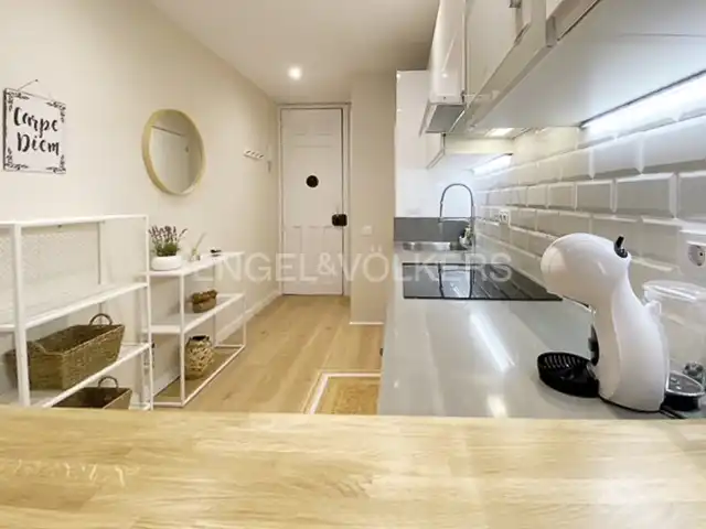 Flat for sale in Barri de les Corts