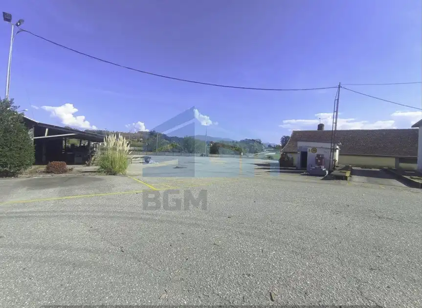 Industrial buildings for rent in Salvaterra de Miño
