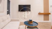 Living room of Flat for sale in  Madrid Capital  with Air Conditioner, Heating and Furnished