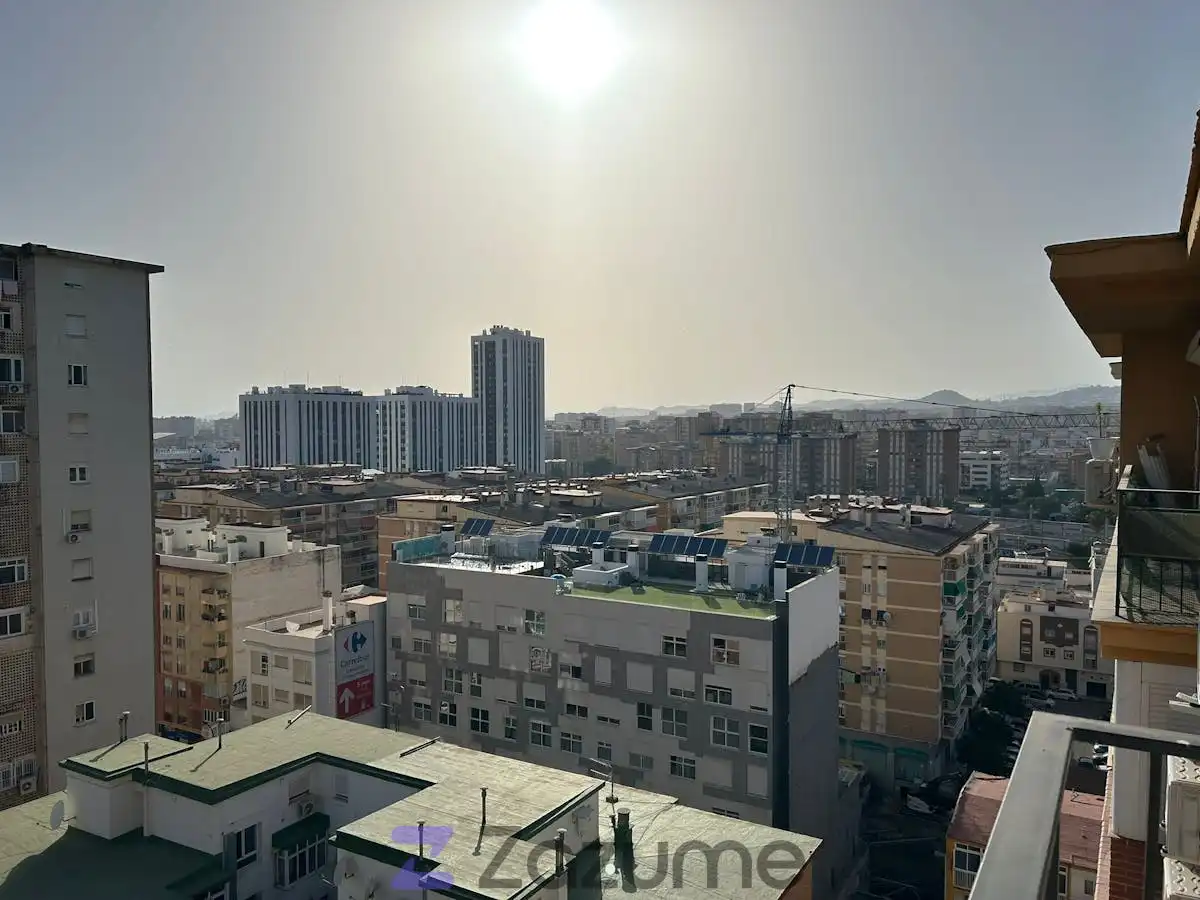 Vista exterior de Piso de alquiler en Málaga con Aire acondicionado, Calefacción y Parquet